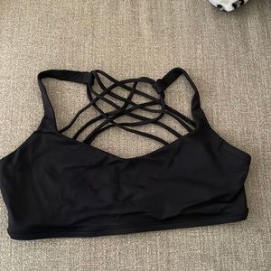 Size 6 Lulu lemon sports bra